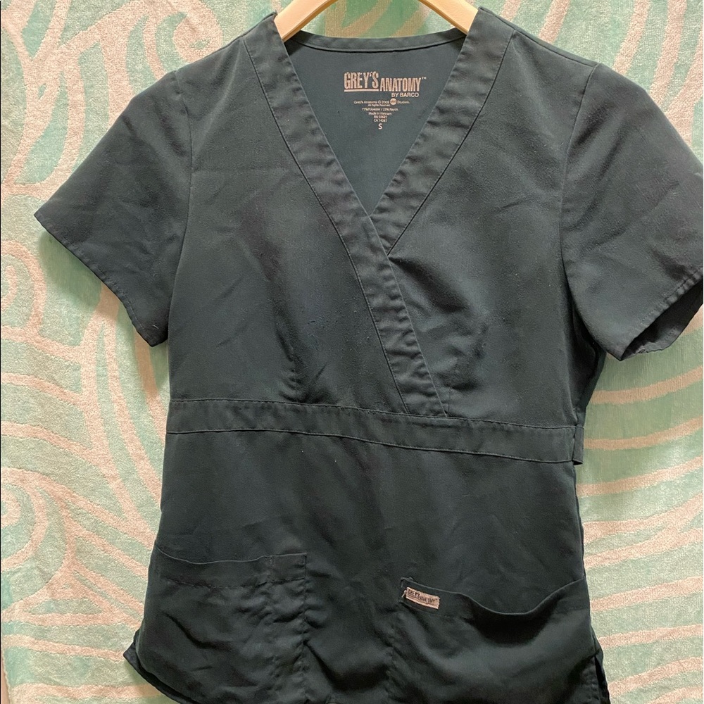 Scrub Uniform pants and shirt Grey’s Anatomy Small